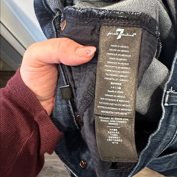 7FAM DOJO Jeans Flare Leg 27 EUC - Picture 5 of 9